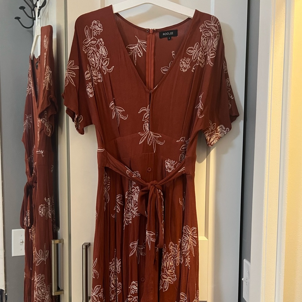 Roolee Boutique midi dress